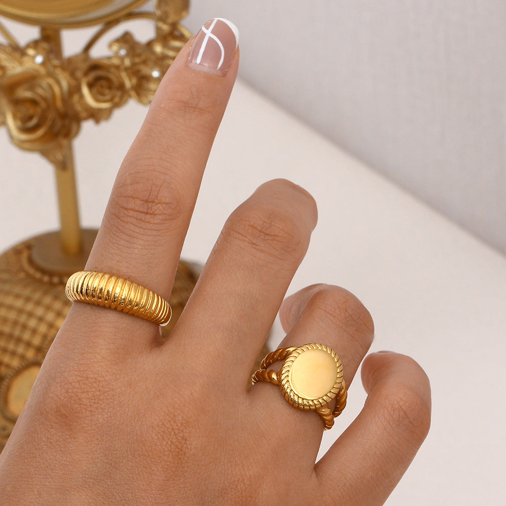 Minimalist Oval-Shaped Stainless Steel Plated 18K Gold Ring for Women