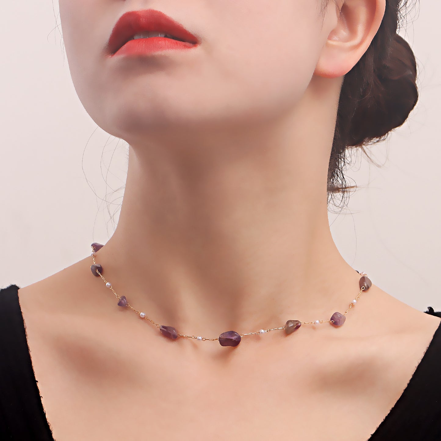 Geometric Shape Alloy Pendant Necklace for Women with Plated Finish Adjustable Clavicle Chain