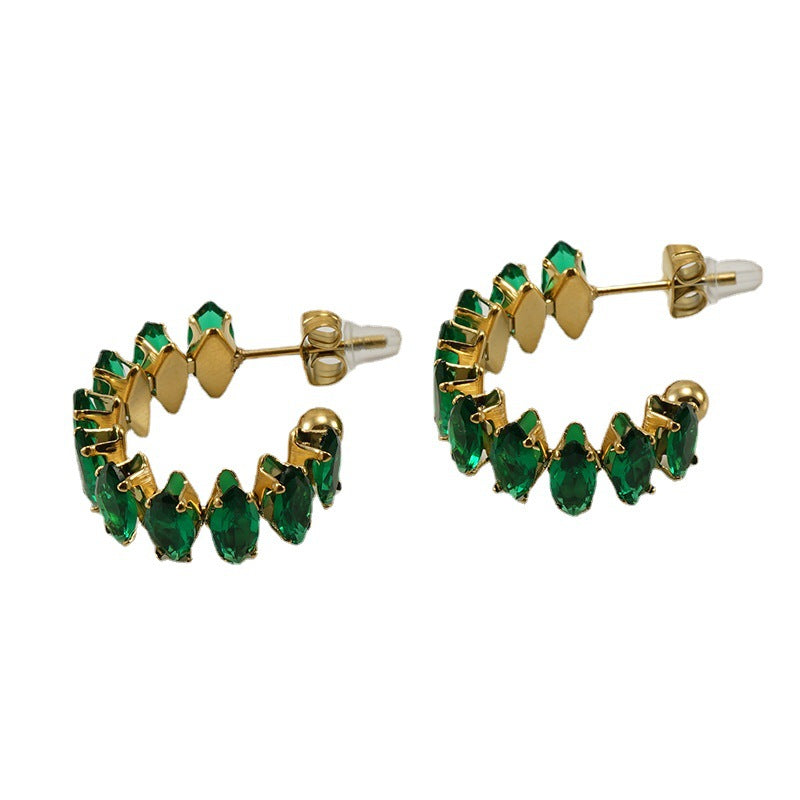 Orecchini a perno da donna alla moda geometrici in acciaio al titanio placcato oro 18K con zirconi