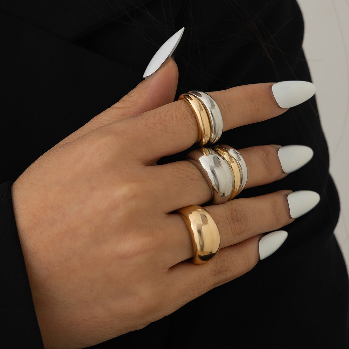 Stackable Geometric Zinc Alloy Plated Rings Set for Women