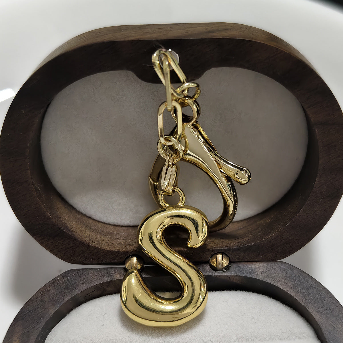 Minimalist 18K Gold Plated Letter Pendant Keychain for Brass