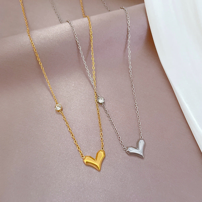 Minimalist Titanium Steel Heart Pendant Collar Chain with Zircon Floral Accents