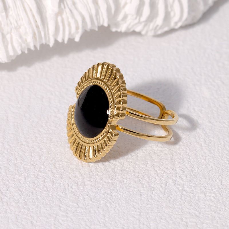 Luxury Vintage Geometric Round 18K Gold Plated Stainless Steel Ring for Women