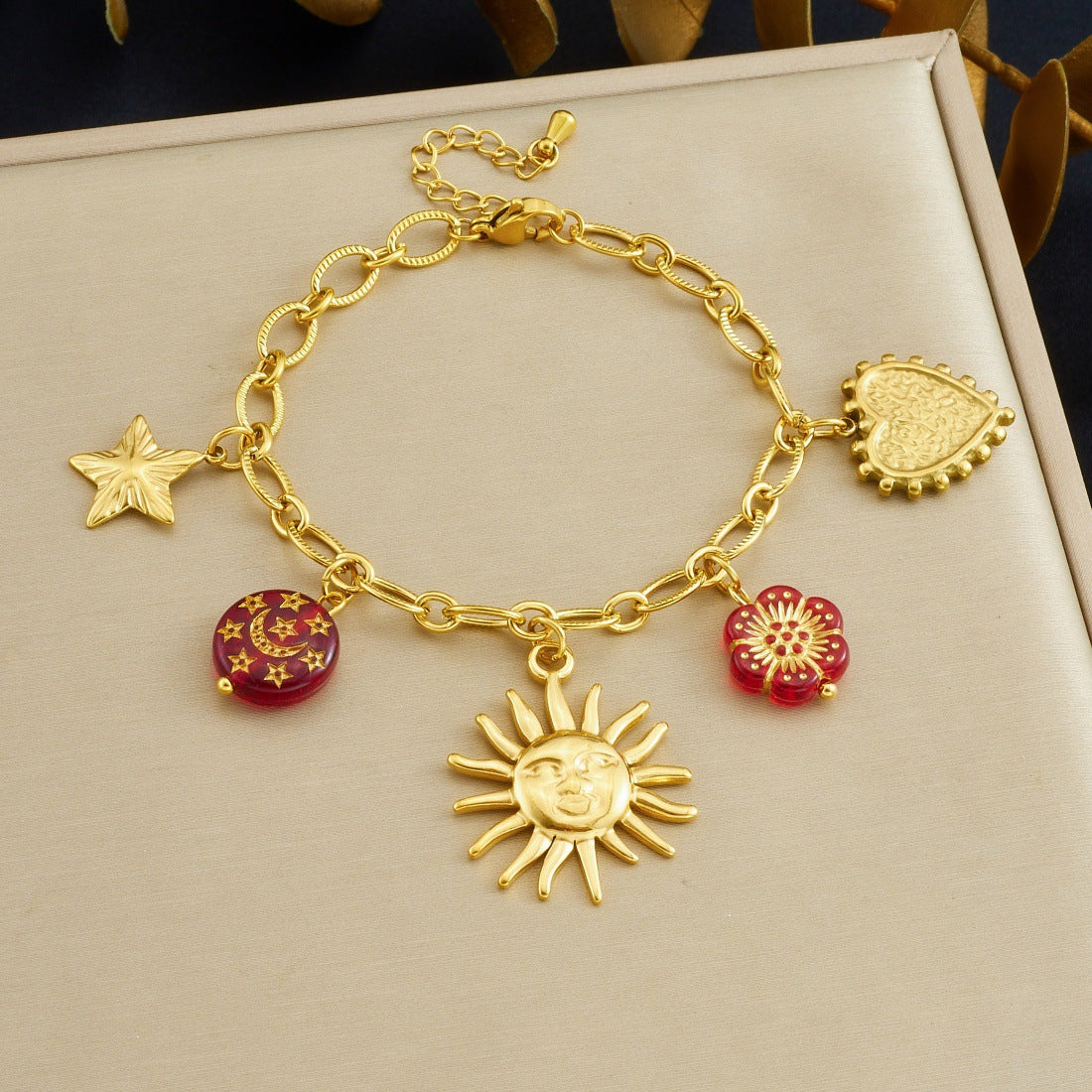 Vintage Elegant Round Heart Floral Stainless Steel Plated Pendant Necklace and Bracelet Set for Women with Cable Chain