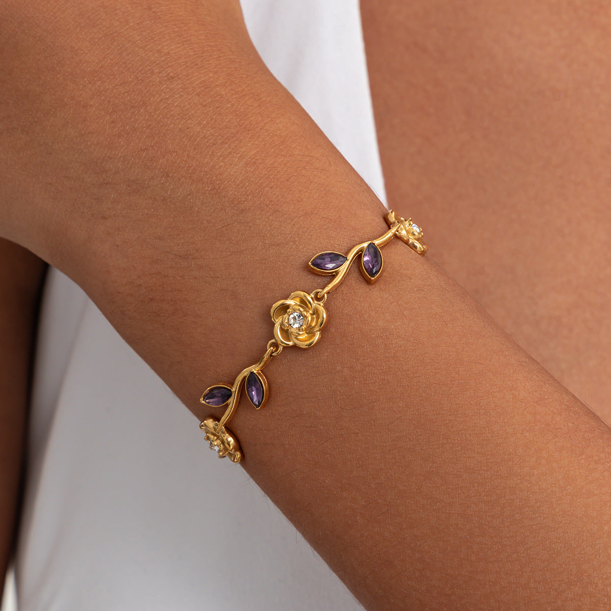 Luxury Elegant Rose Flower Teardrop Shape PVD 18K Gold Plated Stainless Steel Rhinestone Bracelet for Women