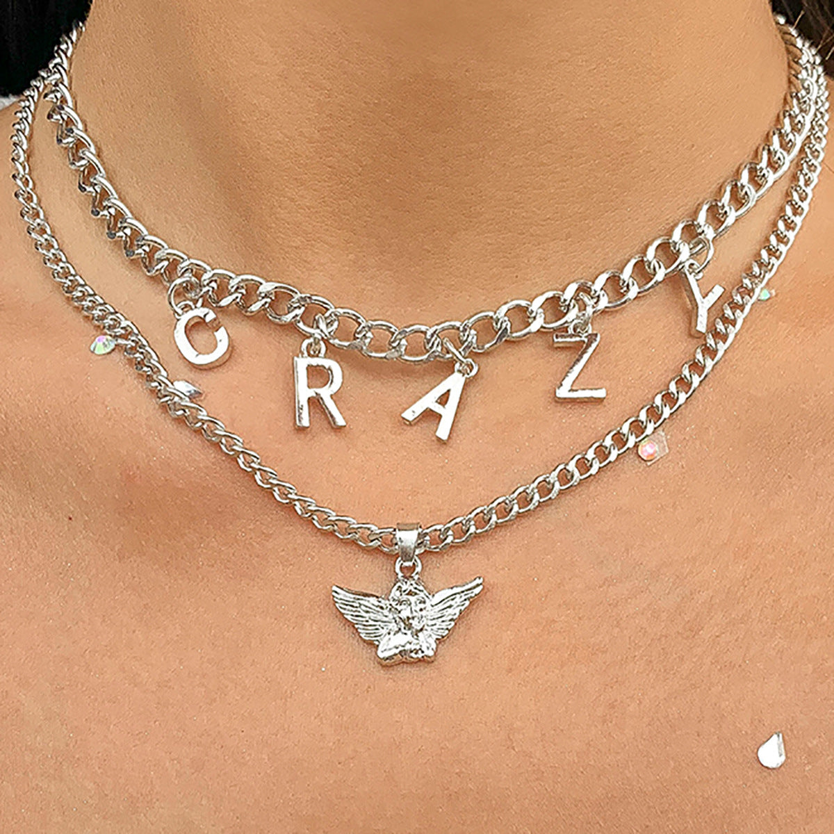 Collar con colgante de borla con letra vintage para mujer, con cadena de aleación geométrica y acabado chapado