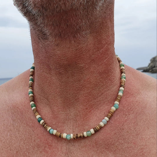 Casual Geometric Round Wood Beaded Necklace with Green Agate for Unisex