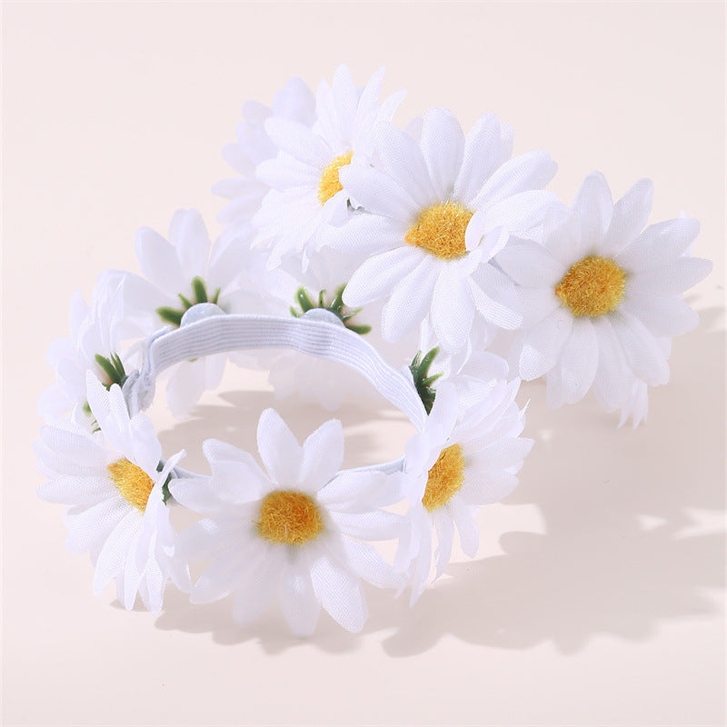 Cute Floral Hair Tie with Pink Flowers and White Daisy Design, Minimalist Pearl-Embellished Fabric Hairband for Kids