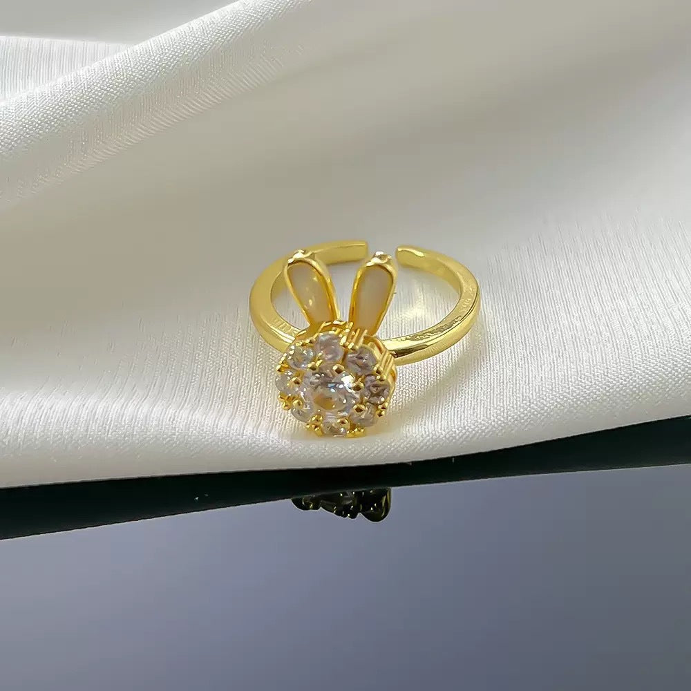Luxury Minimalist Adjustable Open Ring for Women with Gold-Plated Copper Band and Zircon Stone Accent in Heart and Floral Shape