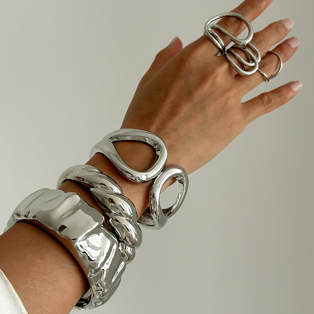 Streetwear Geometric Zinc Alloy Plated Irregular Spring Bracelet Set