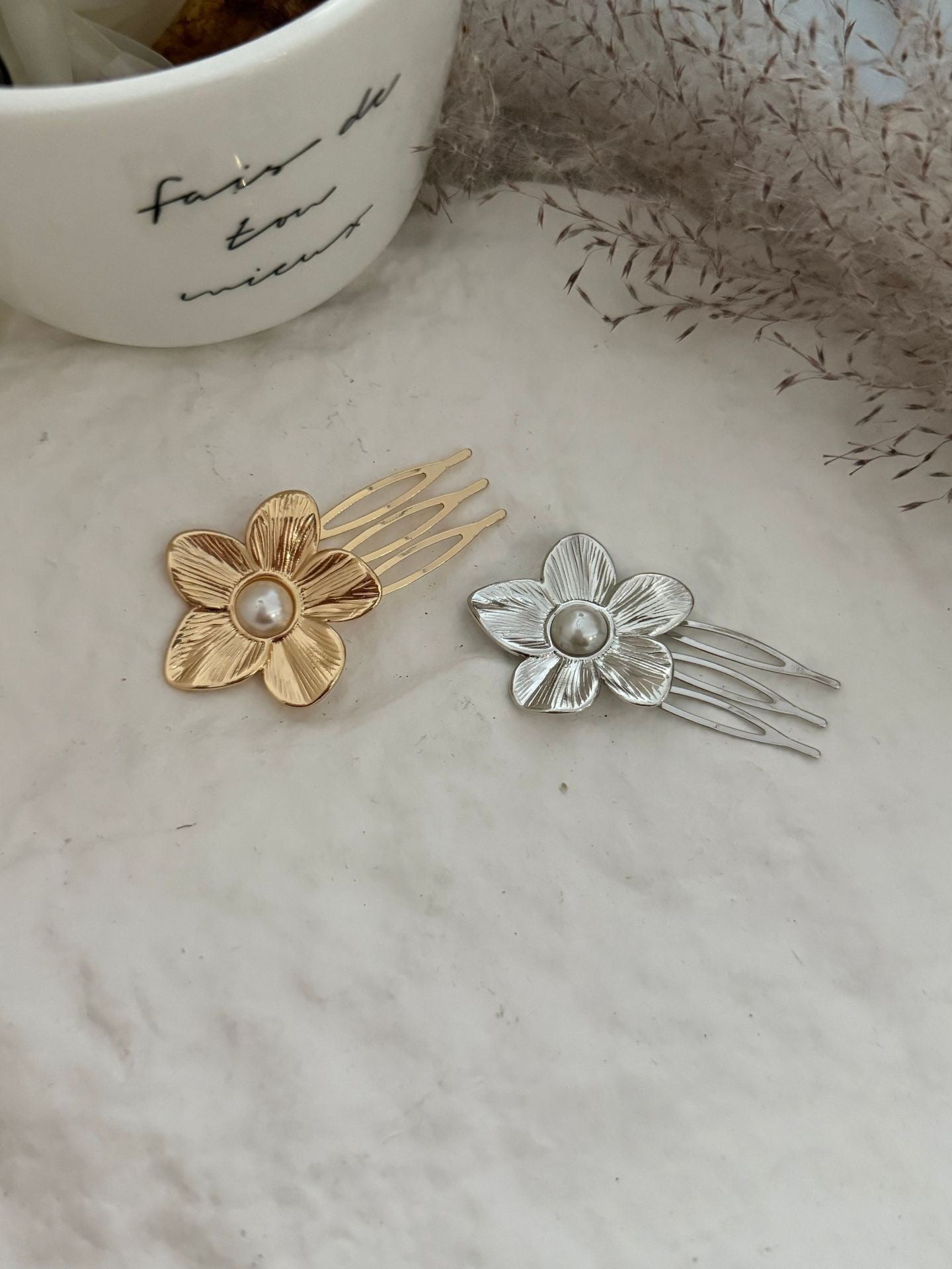 Casual Alloy Plated Starfish Hair Pin for Women