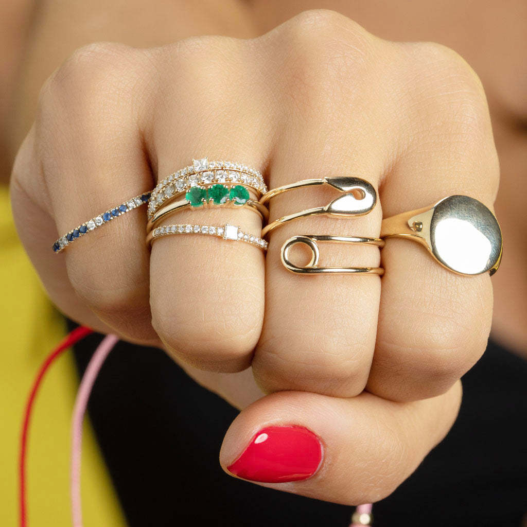 Anillo Geométrico de Acero de Titanio con Acabado de Chapado para Mujer Joyería Minimalista de Moda
