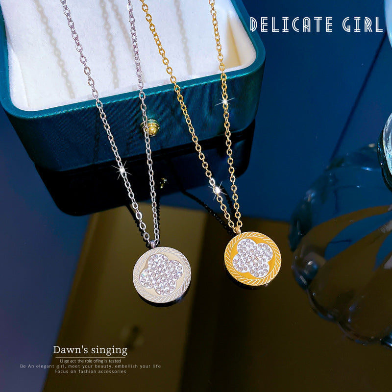 Minimalist Four-Leaf Clover Pendant Necklace in Titanium Steel with Gold Plating for Women