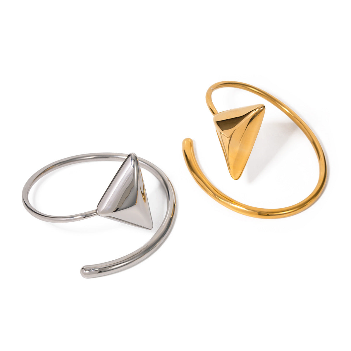 Bracciale a Bobina con Triangolo Geometrico in Acciaio Inossidabile Placcato Oro 18K Lusso Minimalista