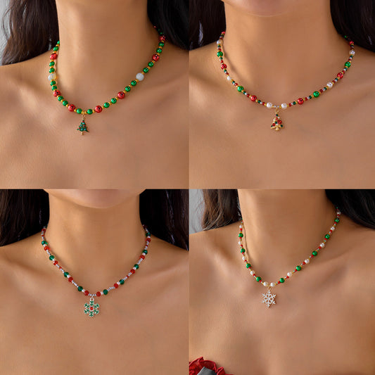 Elegante collana a pendente per albero di Natale a forma di fiocco di neve con perline in lega e finitura placcata per le festività natalizie
