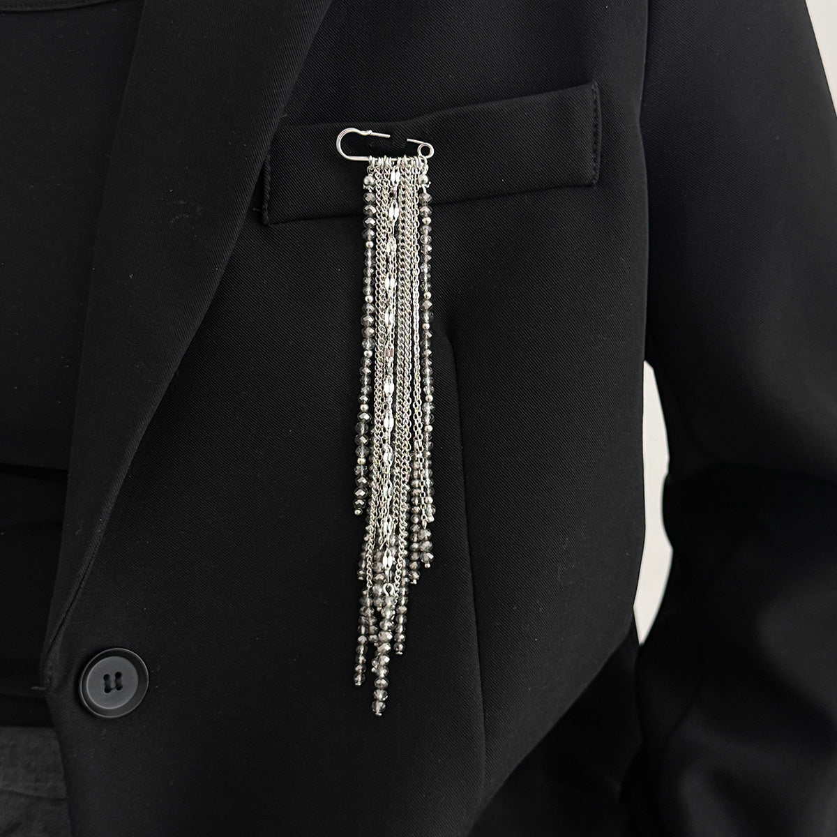 Minimalist Elegant Star Plated Iron Brooch with Tassel Chain for Women