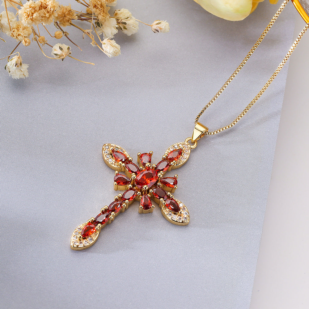 Collana Minimalista Geometrica Pendente da Donna Realizzata in Rame con Placcatura in Oro 18K e Intarsio di Zirconi