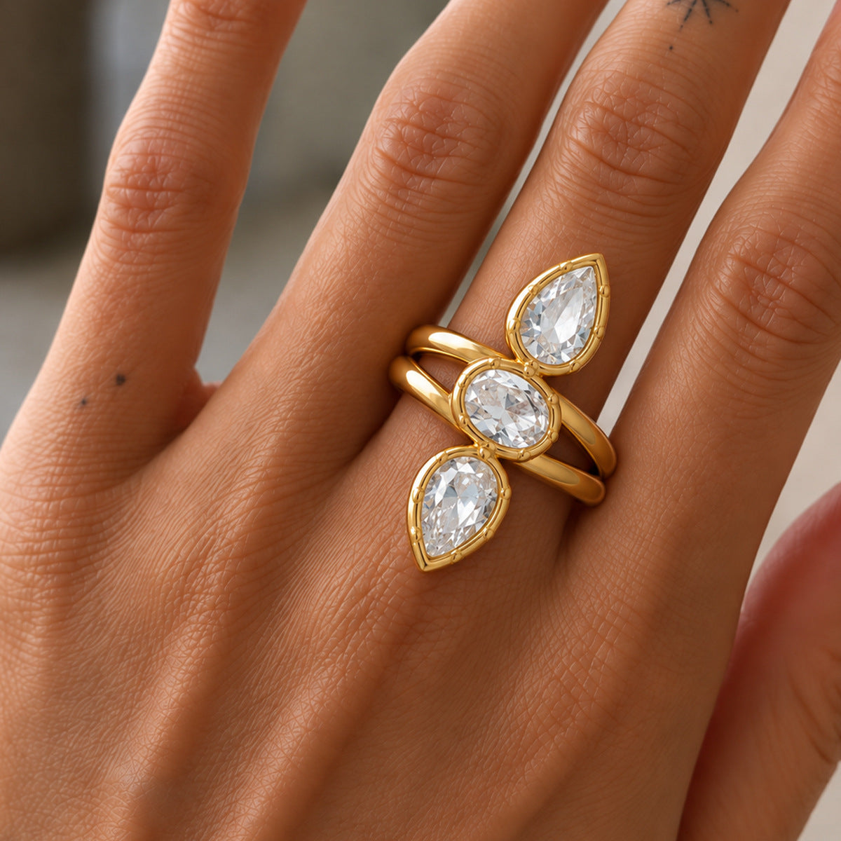 Luxury Geometric Oval Teardrop 18K Gold Plated Stainless Steel Ring with Cubic Zirconia for Women