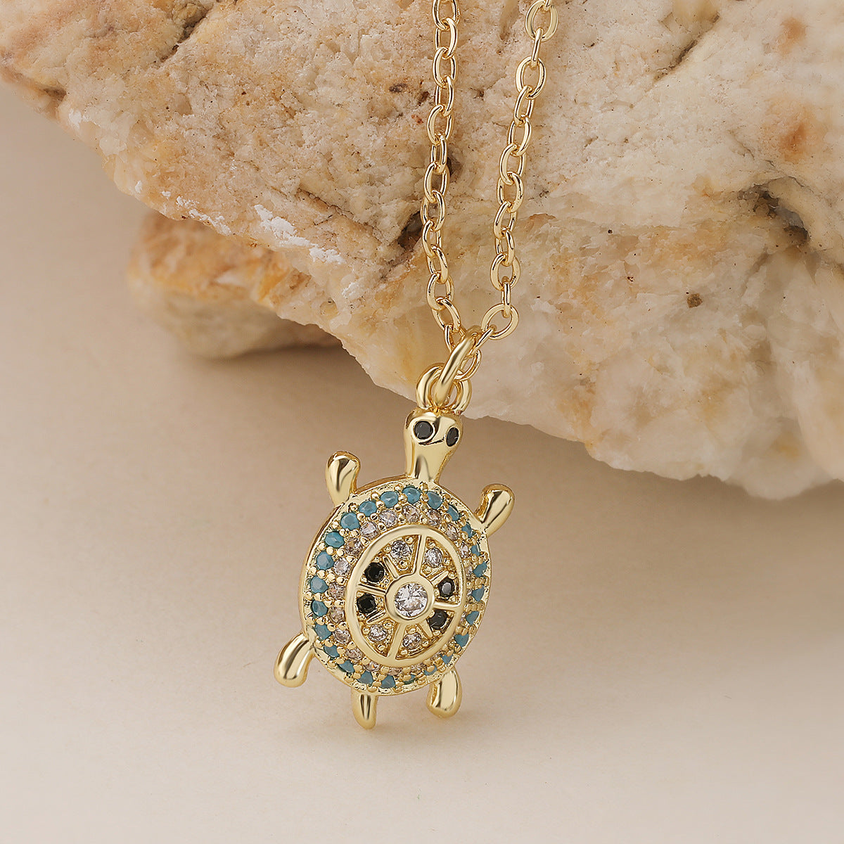 Minimalist 18K Gold Plated Brass Micro-inlay Cubic Zirconia Turtle Pendant Necklace for Women