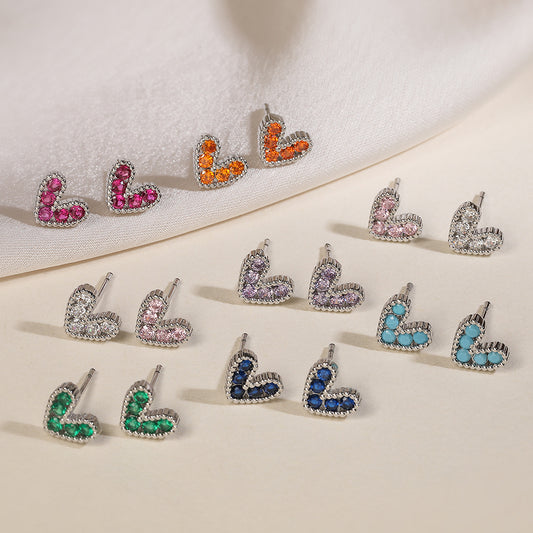 Pendientes de circonita de cobre chapados en oro con forma de corazón minimalistas para mujer con microengaste