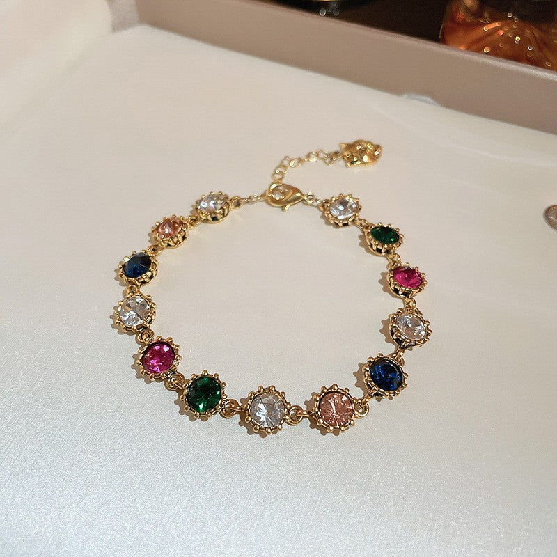Elegant Heart-Shaped Gold-Plated Zirconia Bracelet for Women with Delicate Luxury Aesthetic