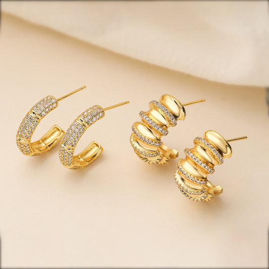 Pendientes de Cobre Geométricos Minimalistas en Forma de C con Baño de Oro de 18K y Circonitas Microengastadas para Mujer