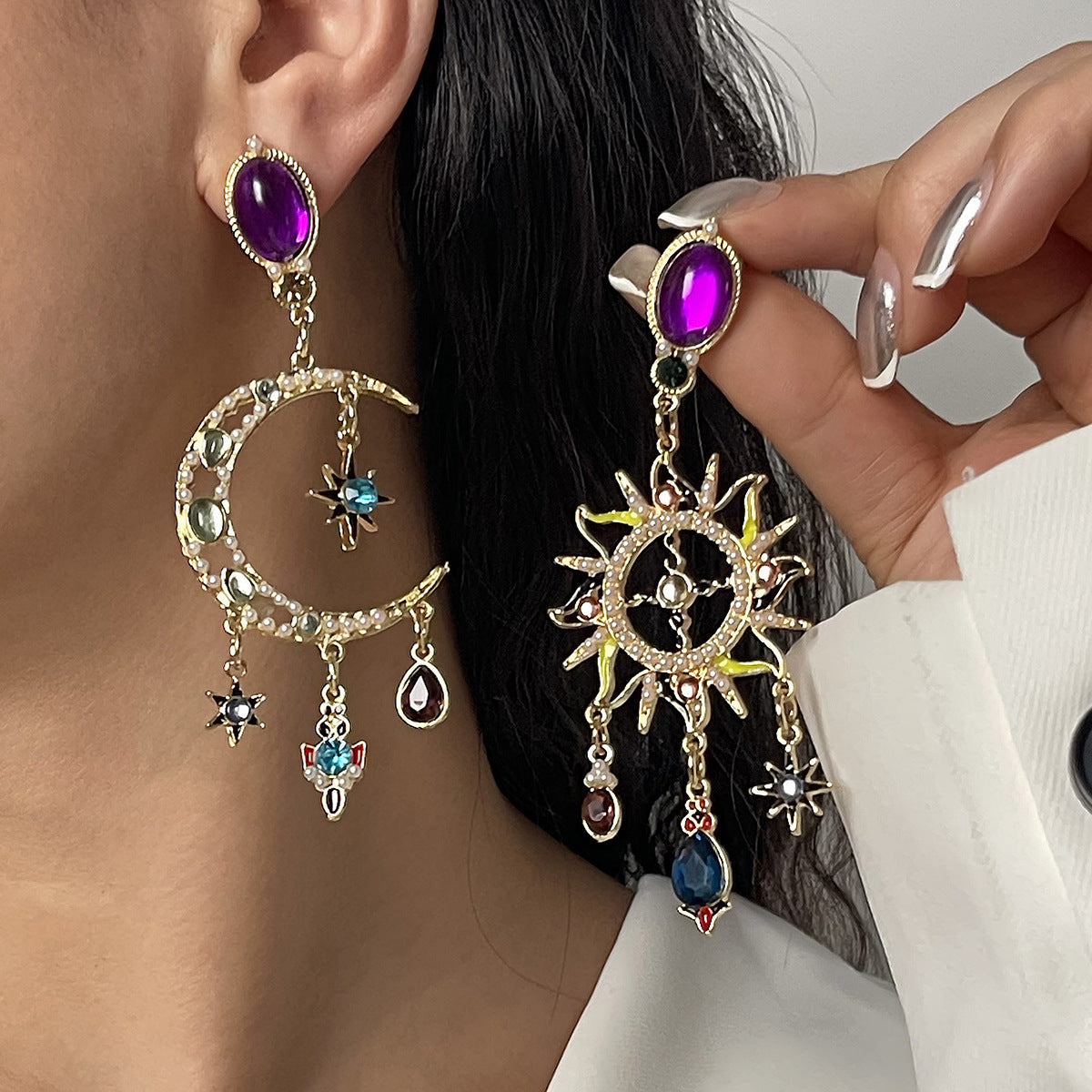 Pendientes de estrella y luna asimétricos con cristales para mujer: dulces y atrevidos