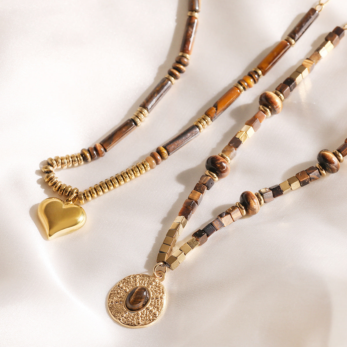 Collana Pendente Minimalista a Occhio di Tigre Geometrico in Acciaio Inossidabile con Ciondolo a Cuore da Donna
