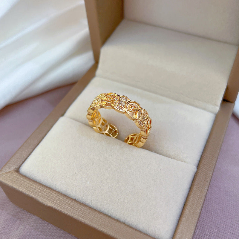 Luxury Adjustable Open Ring for Women with Crown Design in Brass Minimalist Cold Aesthetic Index Finger Ring
