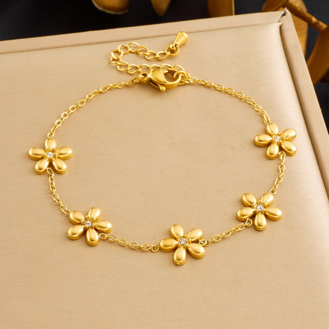 Minimalist Gold Plated Stainless Steel Flower Rhinestone Jewelry Set for Women