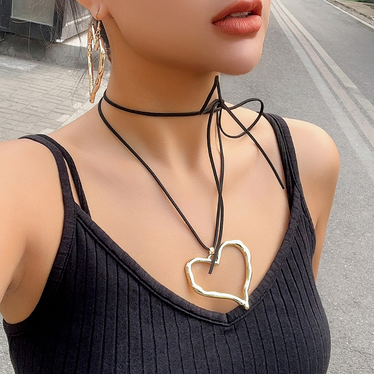 Sweet and Edgy Heart-Shaped Alloy Necklace with Plated Finish Adjustable Velvet Wax Cord