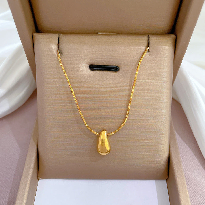 Collana con pendente geometrico minimalista in acciaio al titanio placcato per donna