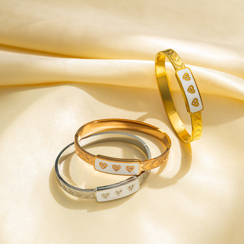 Pulsera Minimalista de Acero Inoxidable con Forma de Corazón, Esmaltada y con Incrustaciones de Diamantes de Imitación, Accesorio de Moda Hipoalergénico
