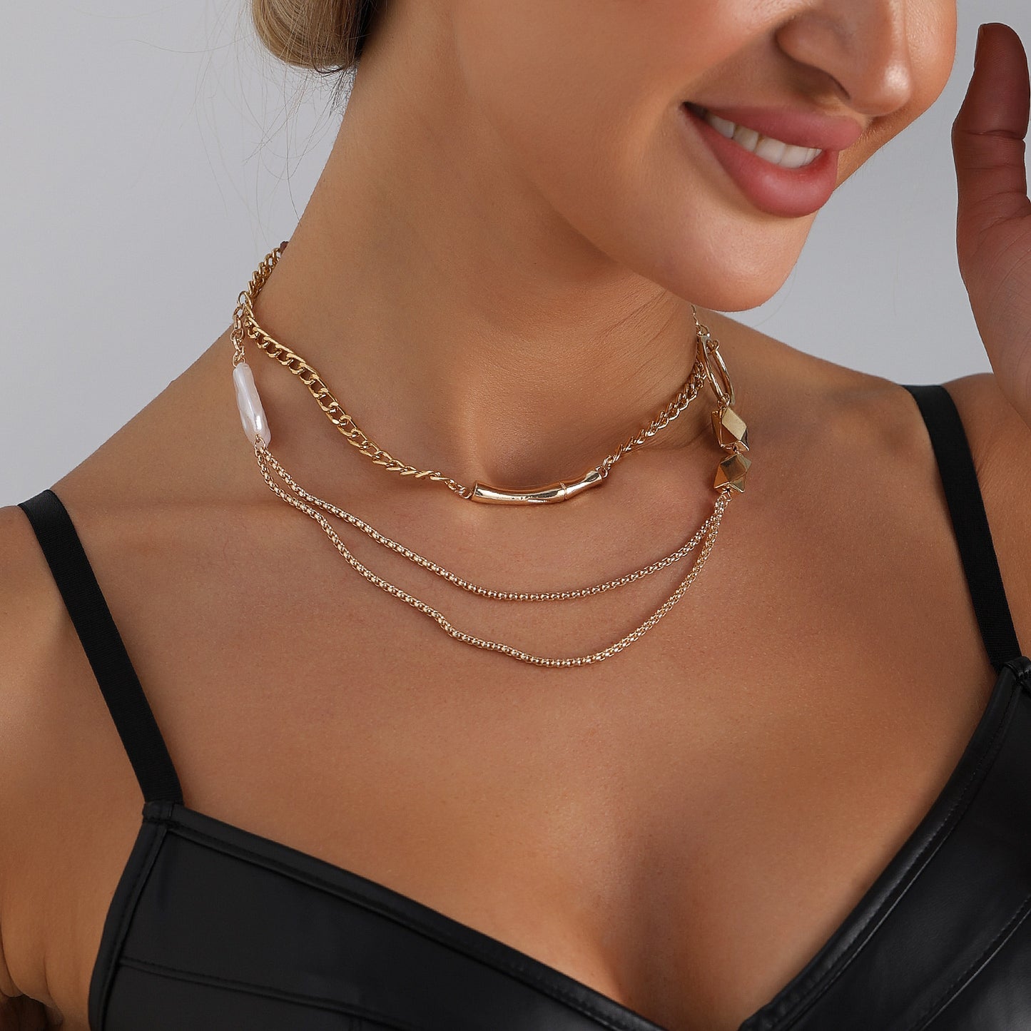 Vintage Geometric Heart Alloy Plated Necklace for Women
