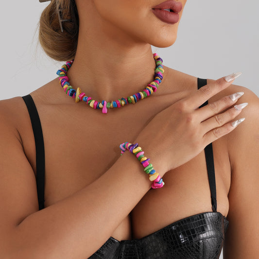 Minimalist Colorful Irregular Shell Beaded Necklace for Women with Plated Finish and Clavicle Chain Style