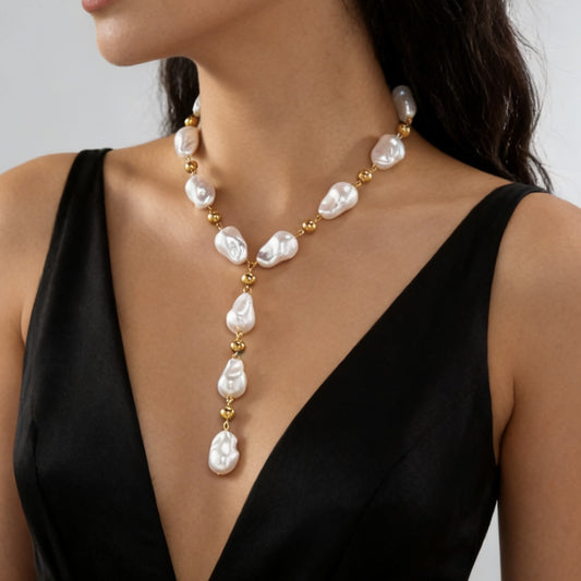 Collar chapado de aleación con lazo y corazón de perlas barrocas irregulares, estilo francés y diseño geométrico