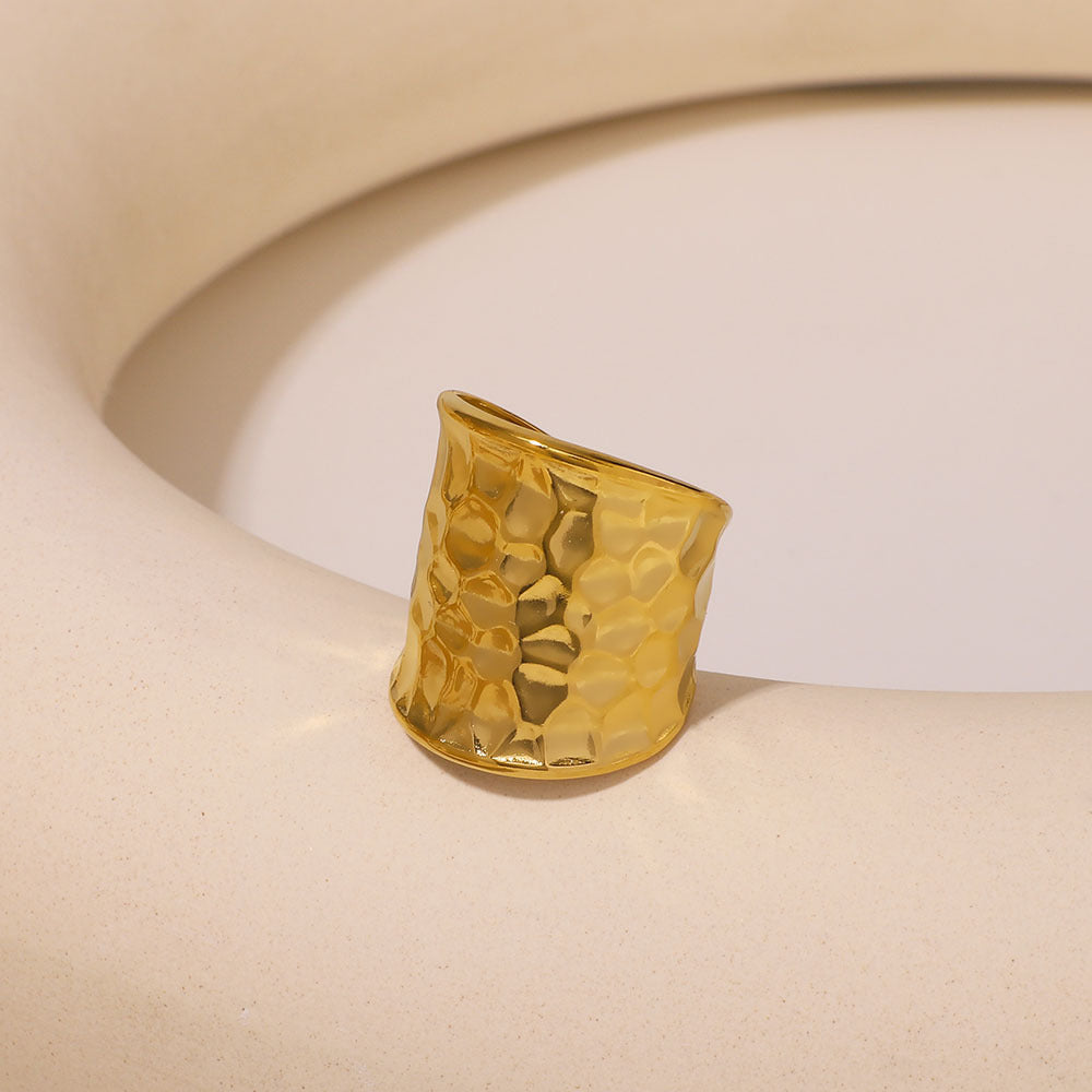 Anello Geometrico a Onda in Acciaio Inossidabile con Finitura Placcata per Uomo e Donna Anello Minimalista Spesso a Fascia Larga