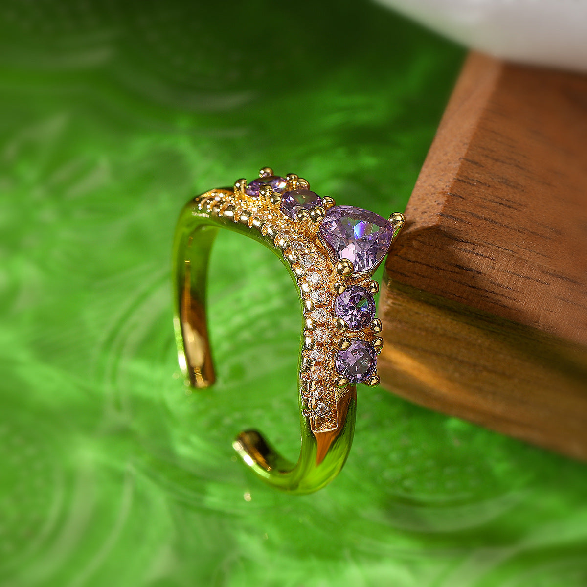Anello aperto geometrico minimalista da donna in rame con zirconi micro-incastonati
