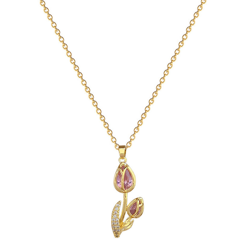 Elegant Rose Flower Pendant Necklace for Women with Full Rhinestone Inlay on Titanium Steel Chain, Geometric Design, Minimalist and Fresh Sweet Style