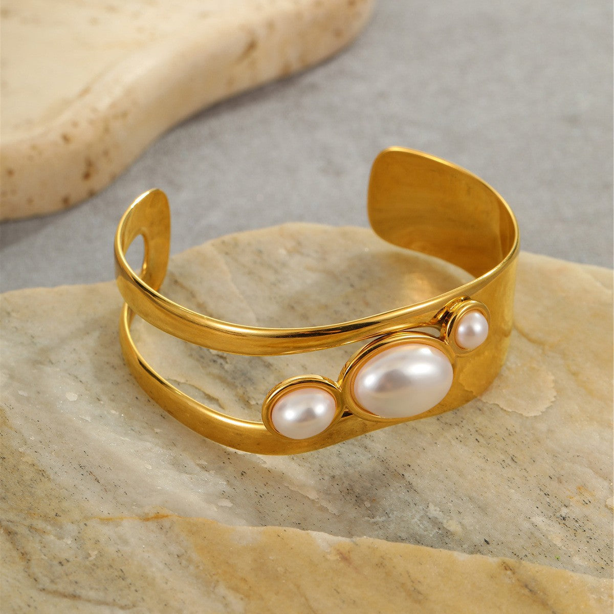Bracciale da donna in acciaio inossidabile geometrico alla moda con placcatura in oro 18K