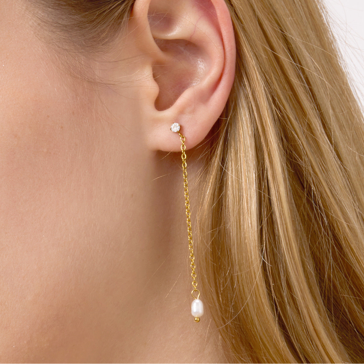 Orecchini geometrici in acciaio inossidabile con zirconi e perle d'acqua dolce pendenti, borchie di lusso placcate per donna