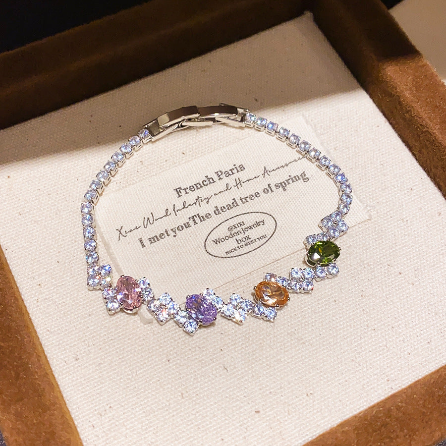 Luxury Elegant Oval Geometric Cubic Zirconia Inlaid Brass Bracelet for Women