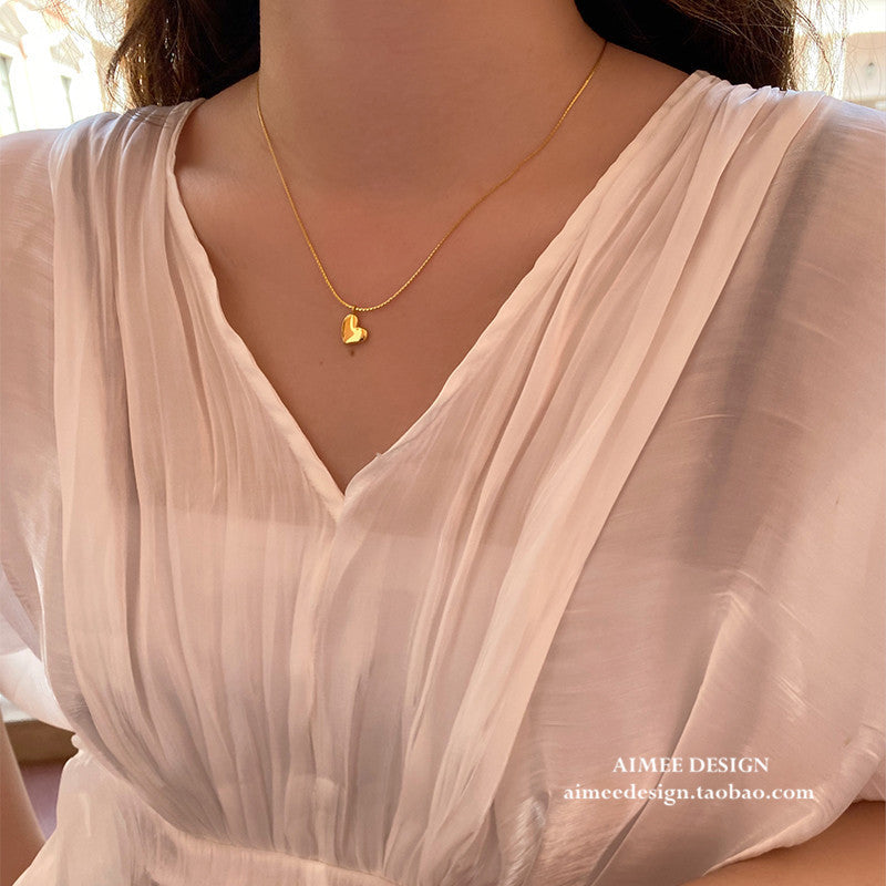 Minimalist Fashion-Commuter Heart-Shaped Titanium Steel Pendant Necklace with Twisted Chain and Plated Finish