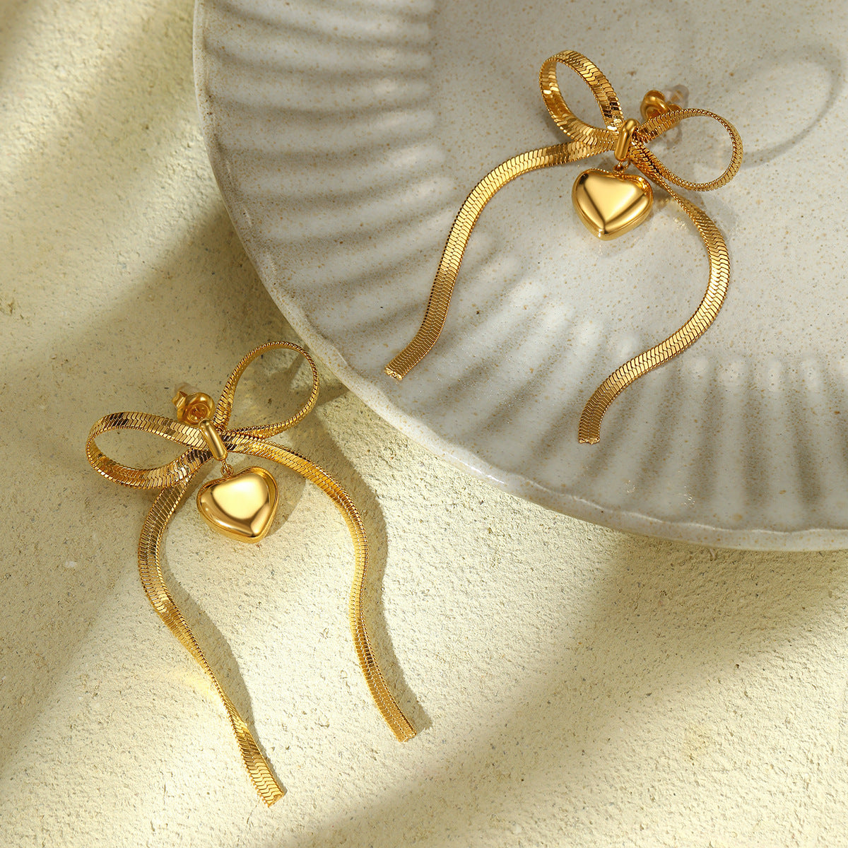Vintage Bowknot Heart-Shaped Titanium Steel Stud Earrings with Plating Finish for Women