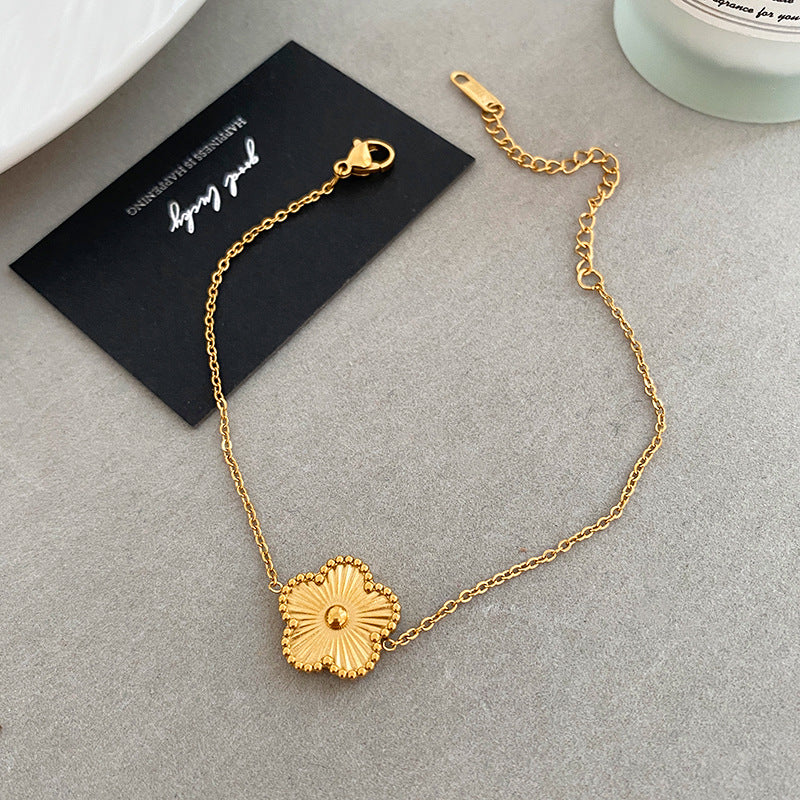 Luxury Gold Plated Laser Floral Titanium Steel Necklace for Unisex