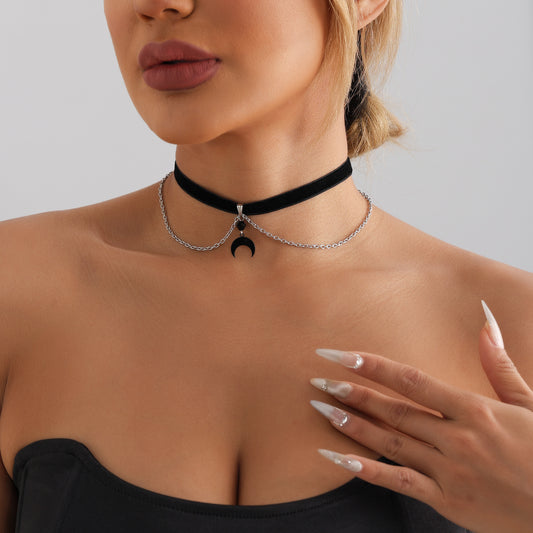 Gothic Moon Pendant Necklace for Women with Velvet Black Chain Electroplated Alloy Geometric Design Fashionable Clavicle Style