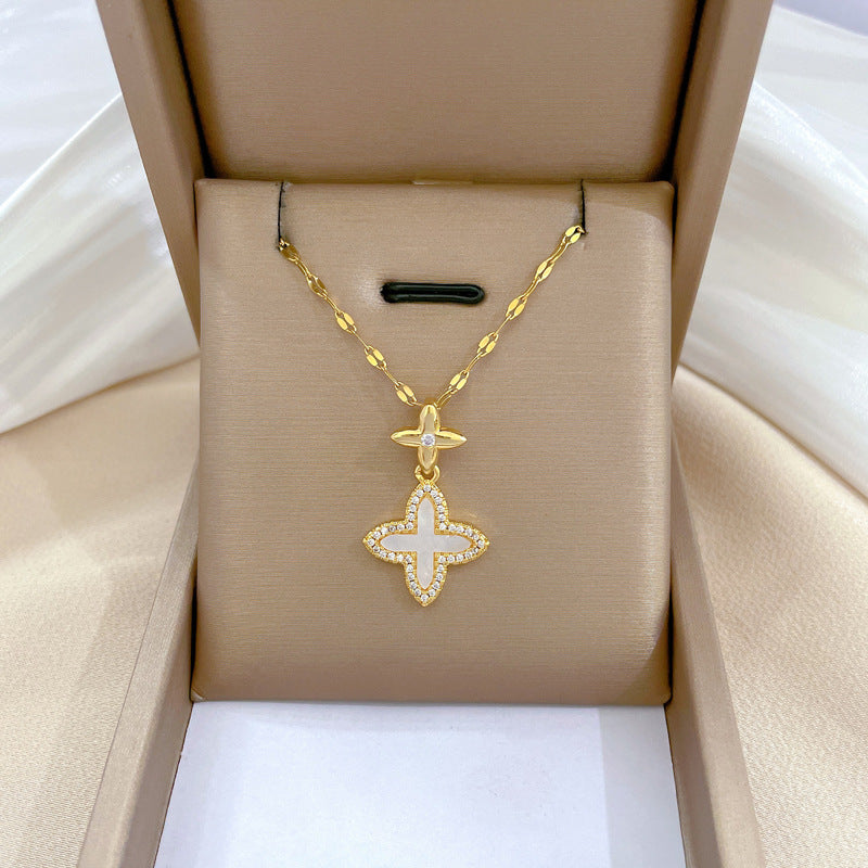 Collana Minimalista con Catena a Labbra in Acciaio al Titanio con Pendente in Rame e Intarsio di Strass