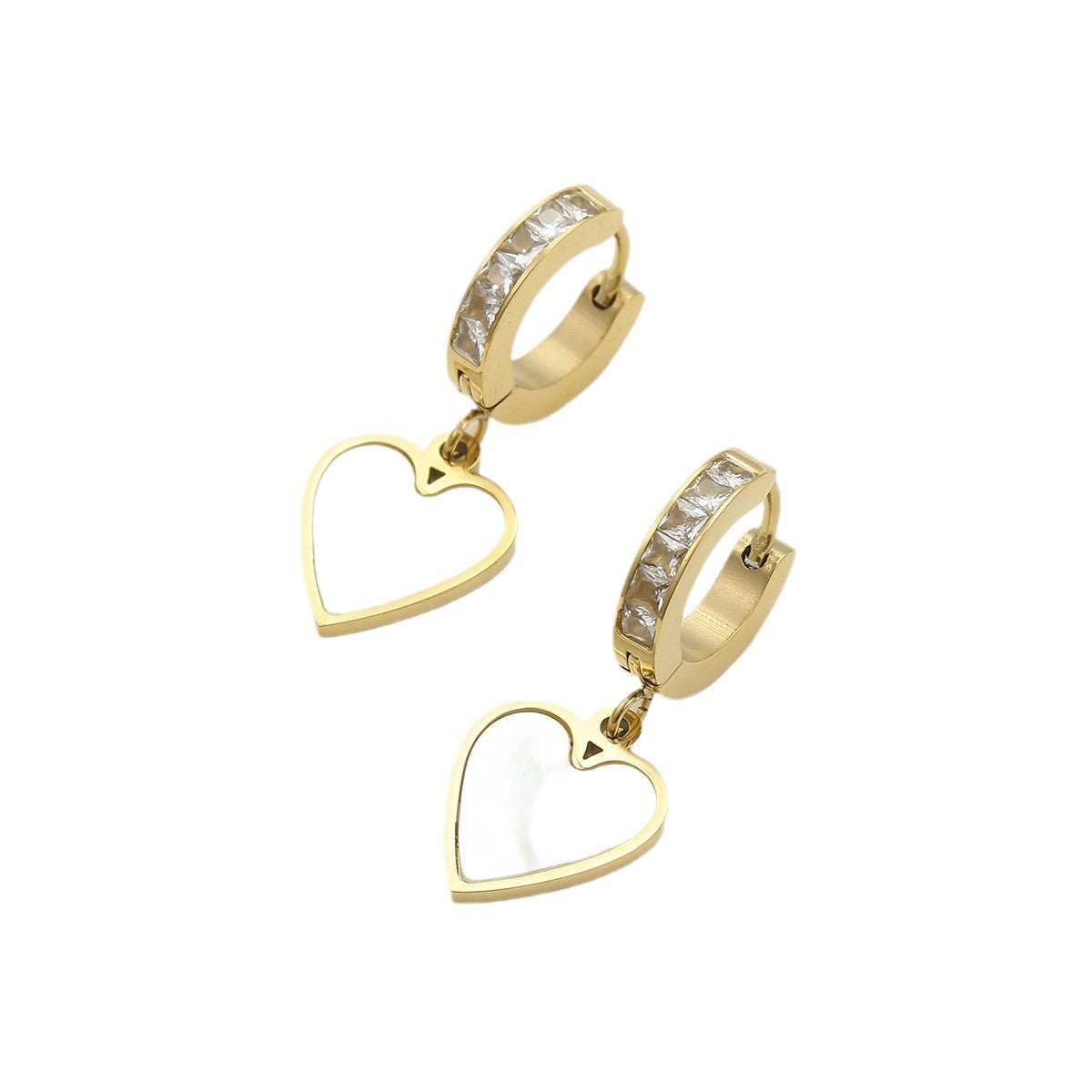 Orecchini da donna in acciaio al titanio a forma di cuore, stile vintage, con intarsio in zircone e placcatura in oro