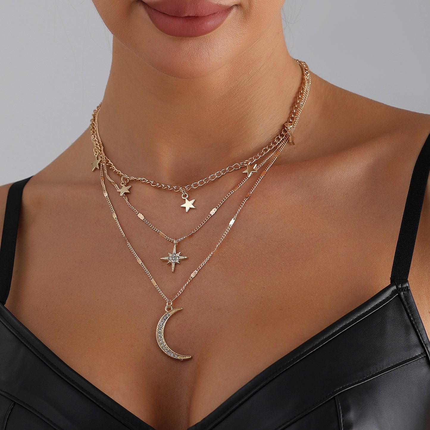Vintage Rhinestone Inlaid Heart Moon Star Geometric Alloy Necklace for Women