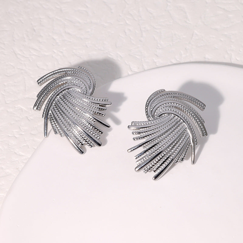 Pendientes de tuerca geométricos irregulares vintage de acero inoxidable para mujer con acabado chapado